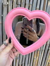 Load image into Gallery viewer, Phone Chain Preorder