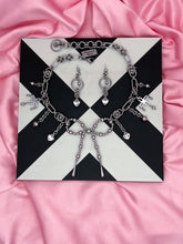 Load image into Gallery viewer, Bow Necklace PREORDER