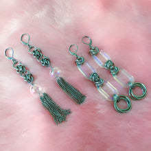 Load image into Gallery viewer, Krystal LONG Earrings • Clear/Iridescent